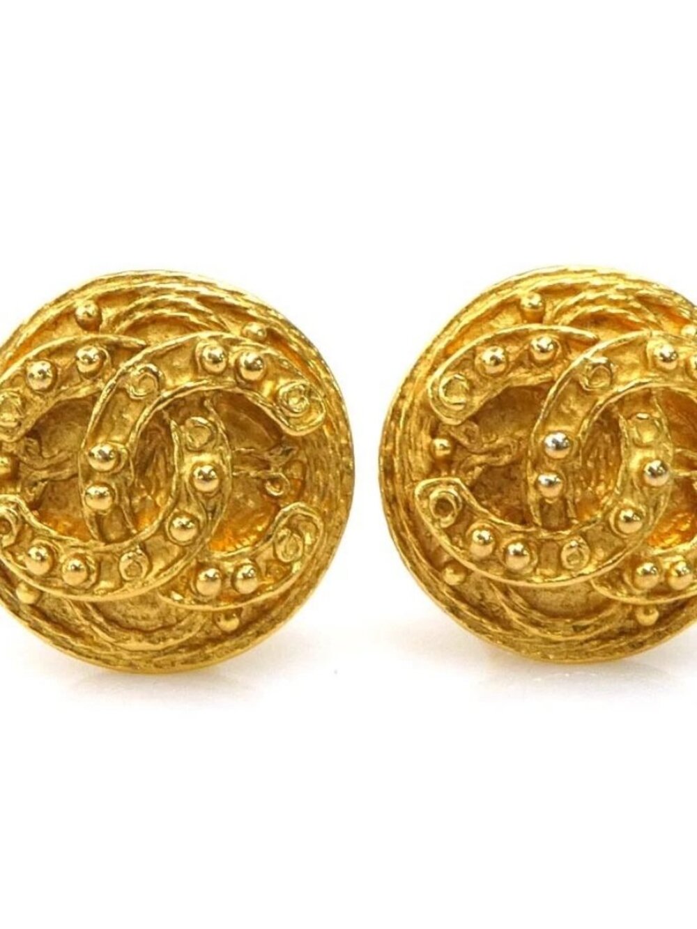 CHANEL Vintage CC Logo Clip on Earrings Gold Metal